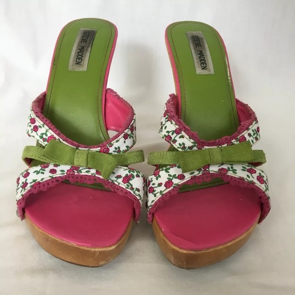 SOLD Steve Madden Luck II Floral Platform Sandals - Picture 2 of 8